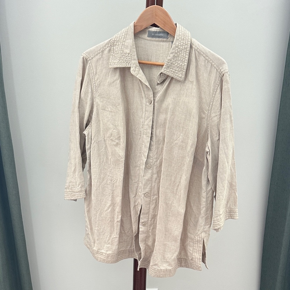 Liz Claiborne Beige Button-Down Shirt 1X